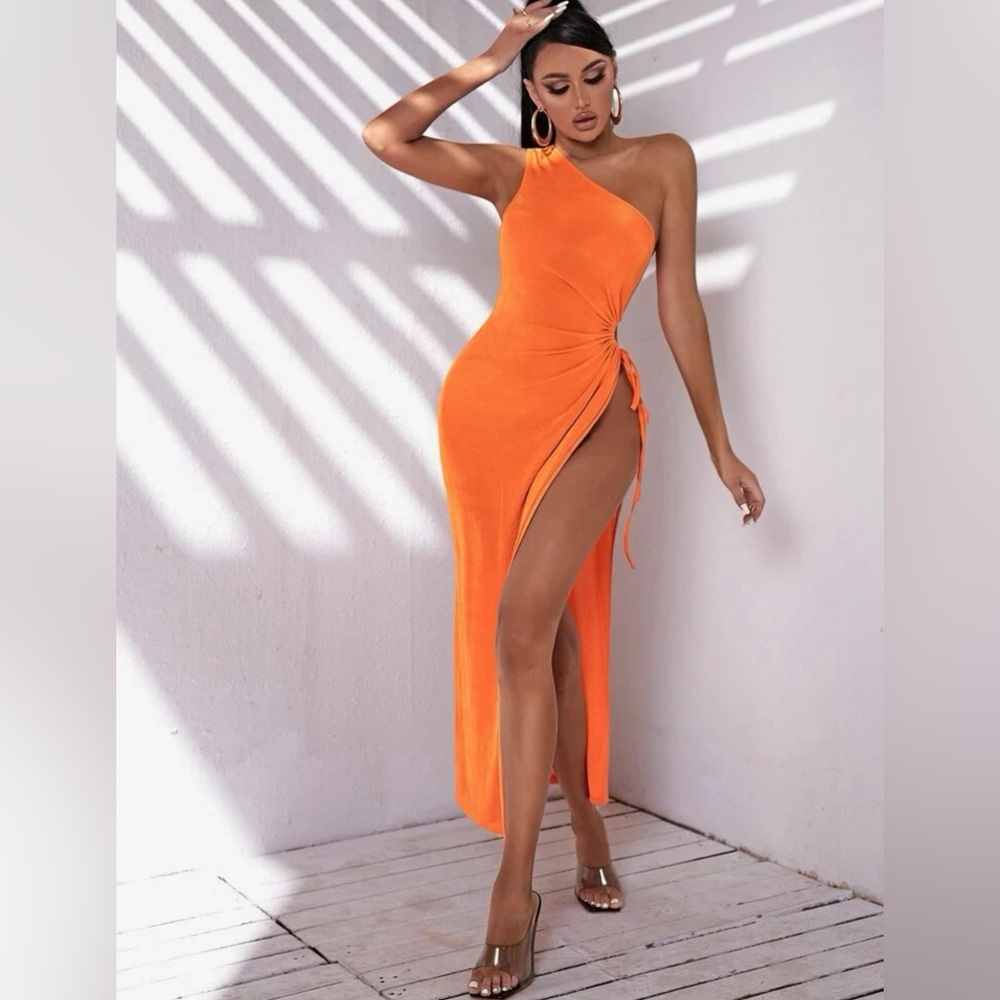 Orange dress